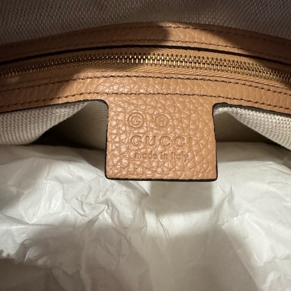 New Authentic Gucci SoHo tote - Picture 2 of 12